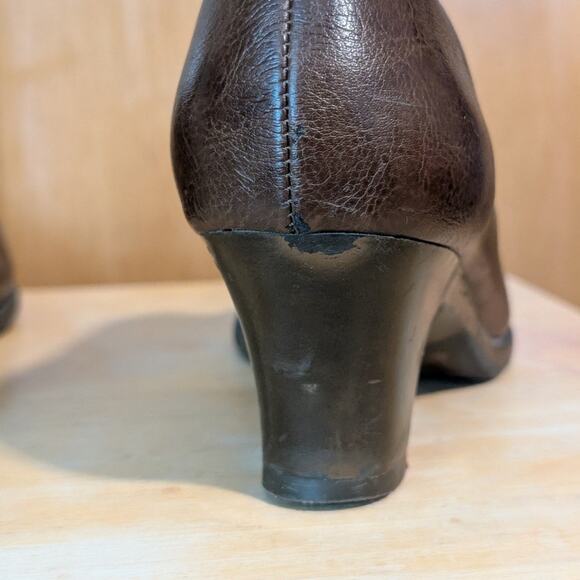 Aerosoles Heel Rest Brown Zip Front Faux Leather Ankle Boot Shoe Women's Size 8 - Picture 10 of 14